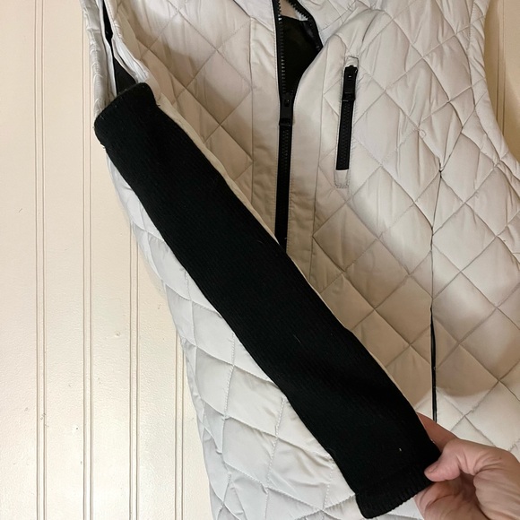 Andrew Marc Women's XXL Puffer Vest Gray Black Full Zip Mock Neck Quilted - Picture 3 of 7